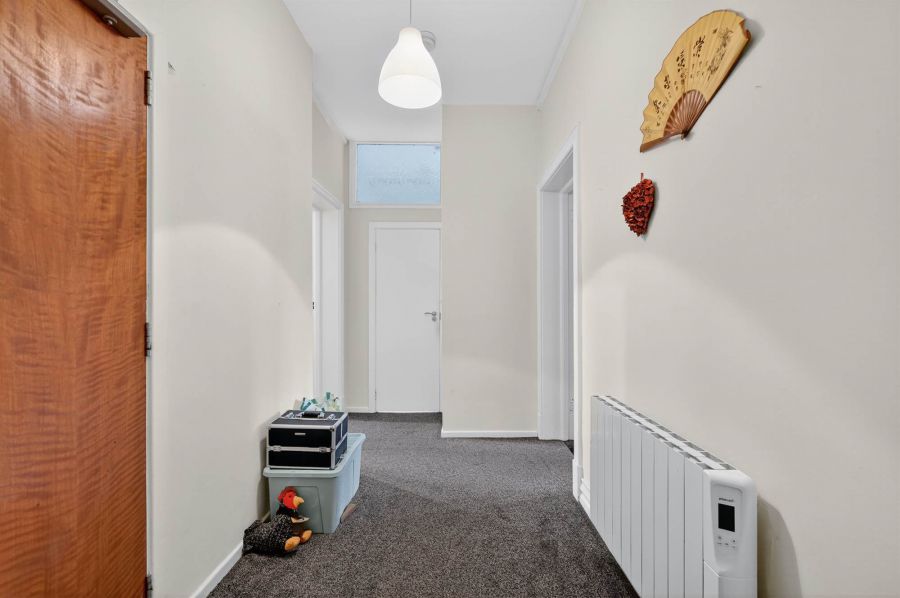 Apt 4 52 Myrtlefield Park