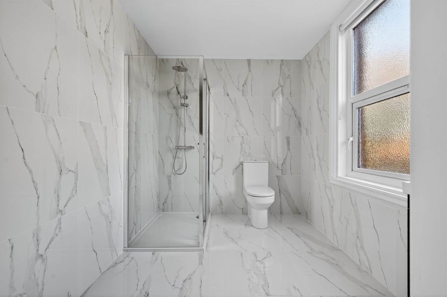 Apt 3 56 Myrtlefield Park