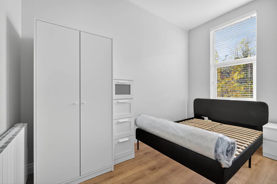 Apt 3 56 Myrtlefield Park