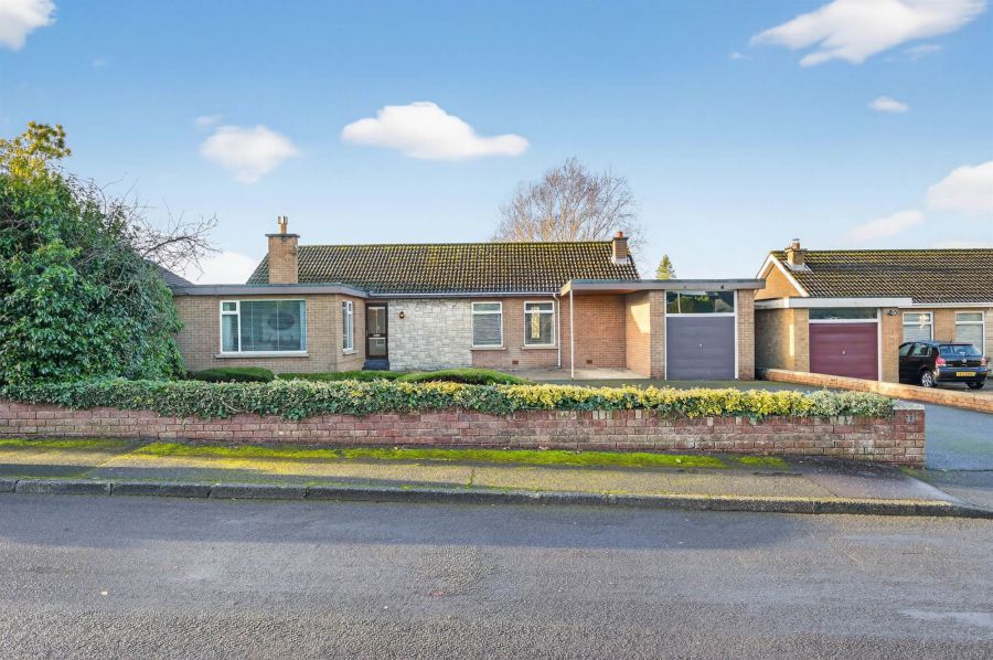 11 Malone View Avenue