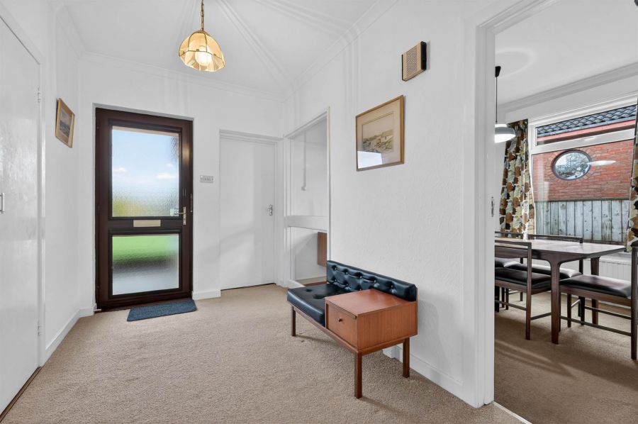 11 Malone View Avenue