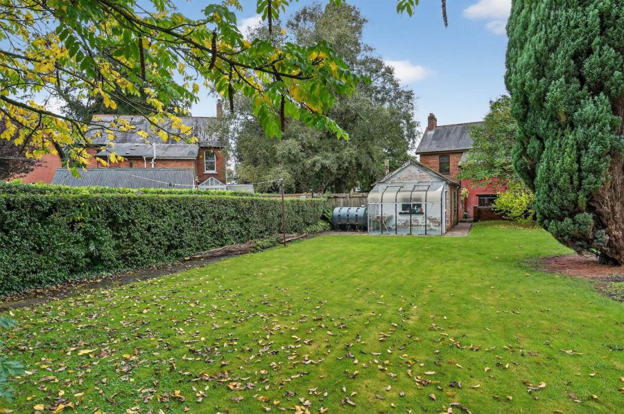 38 Glenburn Road