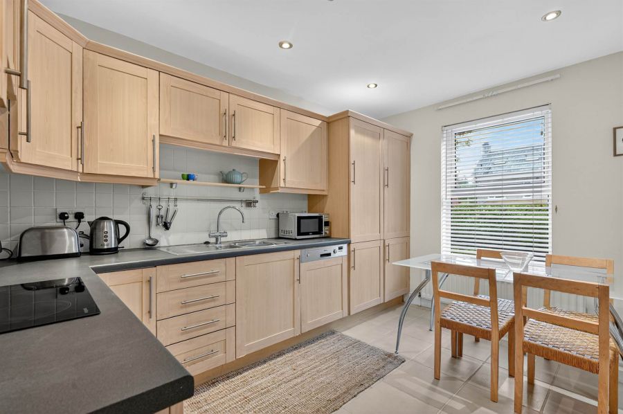 Apt 4 Marlborough Manor Apt 4 Marlborough Manor