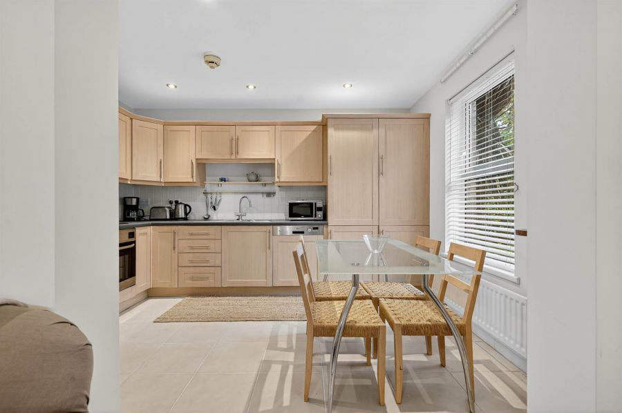 Apt 4 Marlborough Manor Apt 4 Marlborough Manor