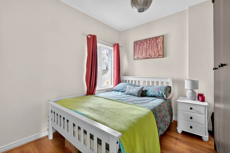 7 Ravenhill Crescent 7 Ravenhill Crescent