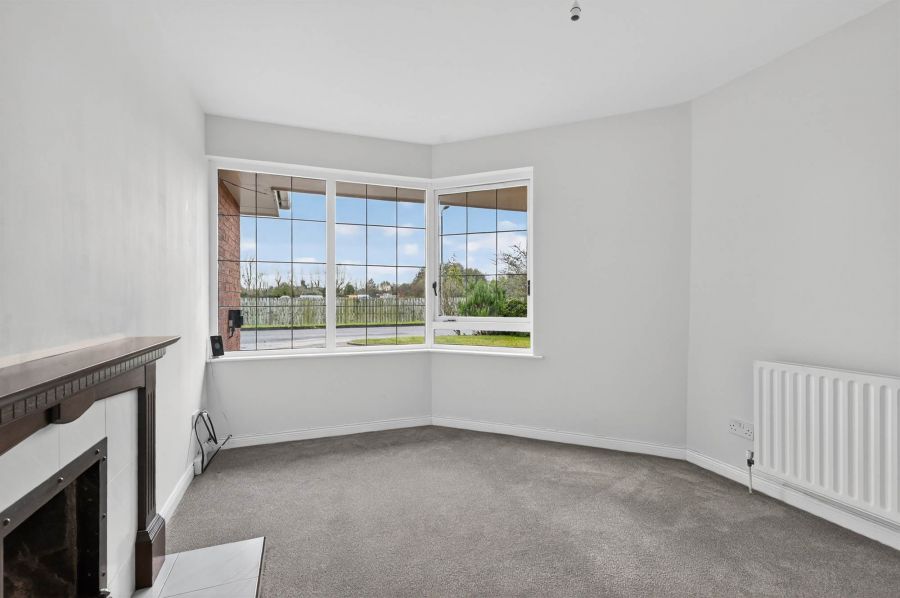 28 Knightsbridge Manor