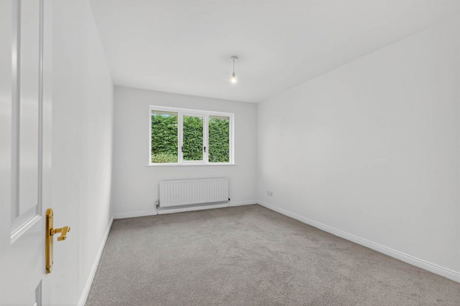 28 Knightsbridge Manor