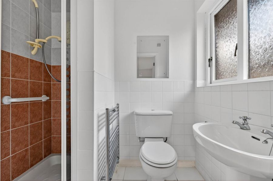 28 Knightsbridge Manor