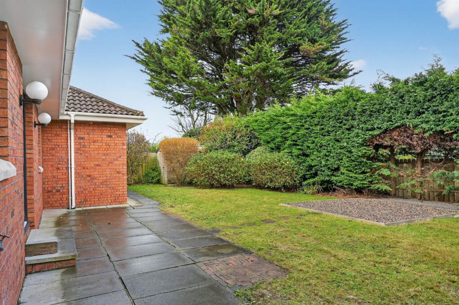 28 Knightsbridge Manor