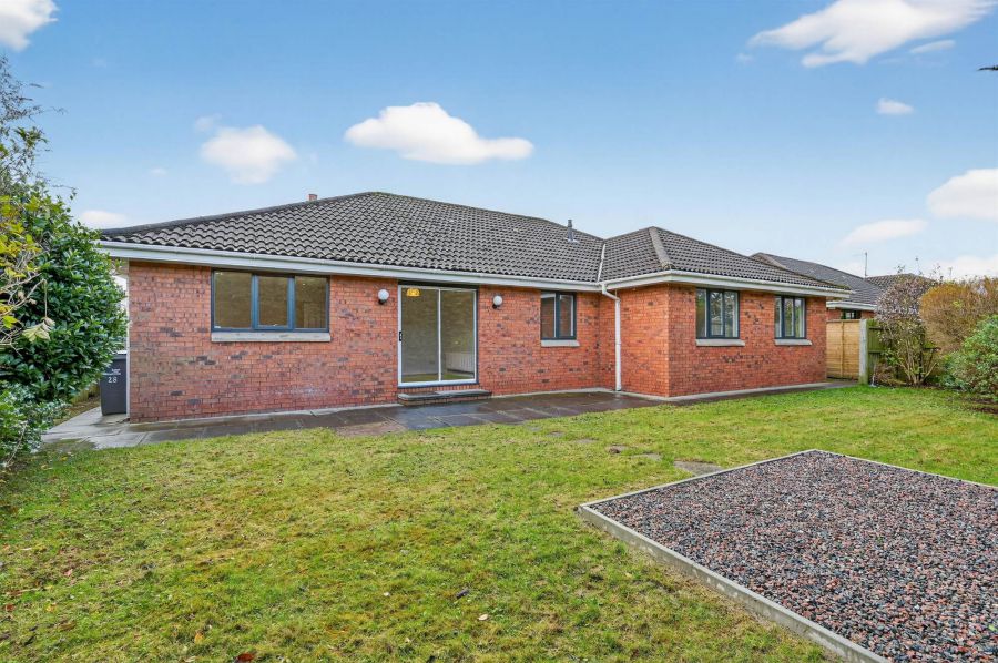 28 Knightsbridge Manor