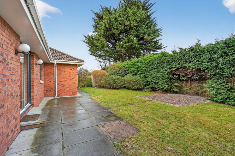 28 Knightsbridge Manor