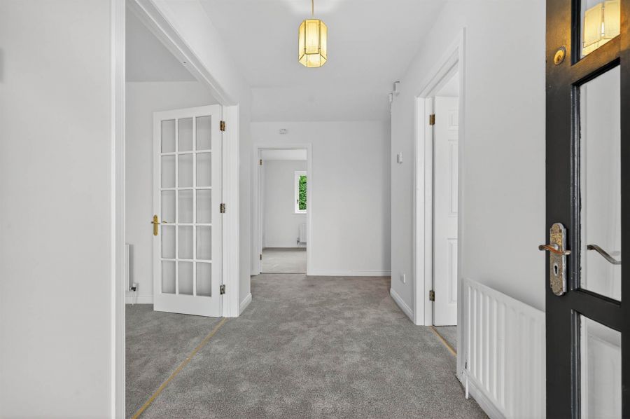 28 Knightsbridge Manor