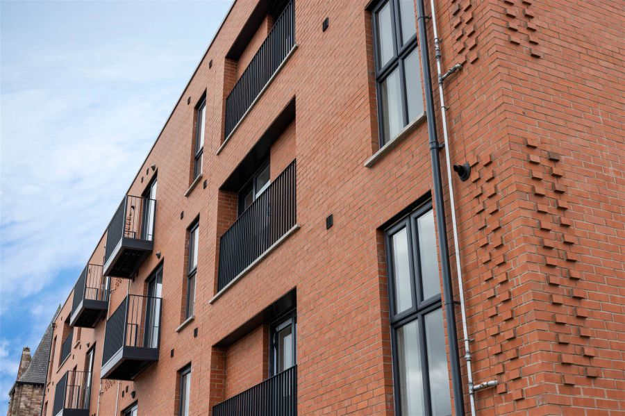 Apt B2 Townsend Street