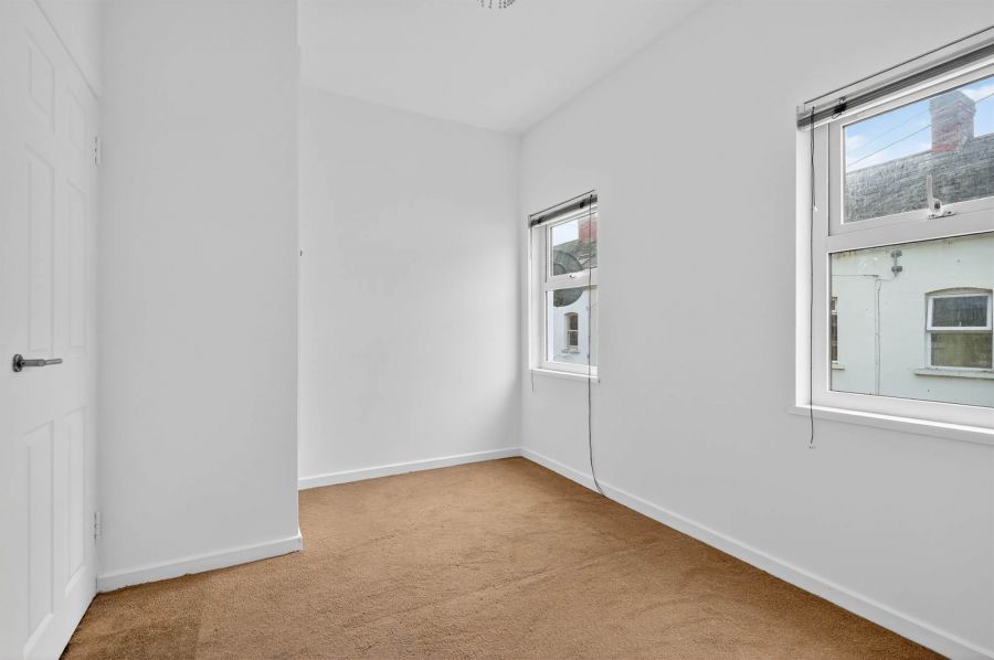 18 Edenderry Village