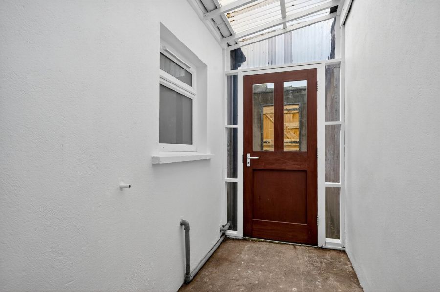 18 Edenderry Village