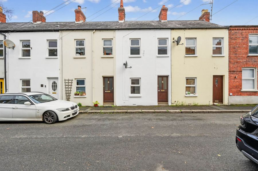 18 Edenderry Village