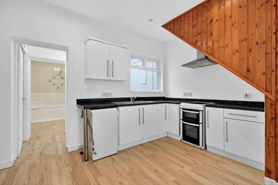 18 Edenderry Village