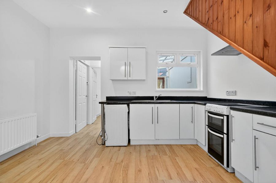 18 Edenderry Village