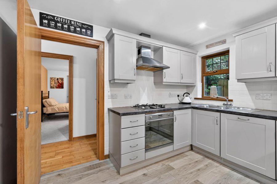 15B Malone Valley Park