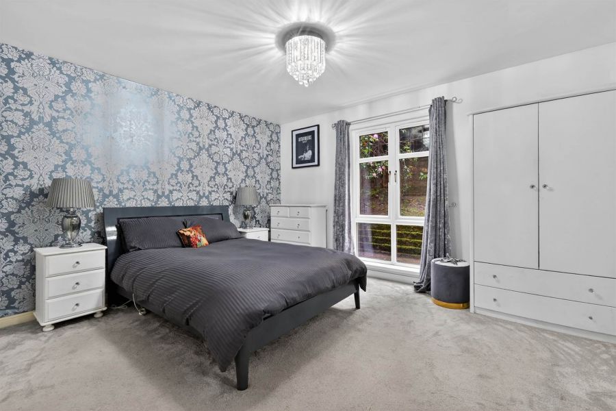 15B Malone Valley Park