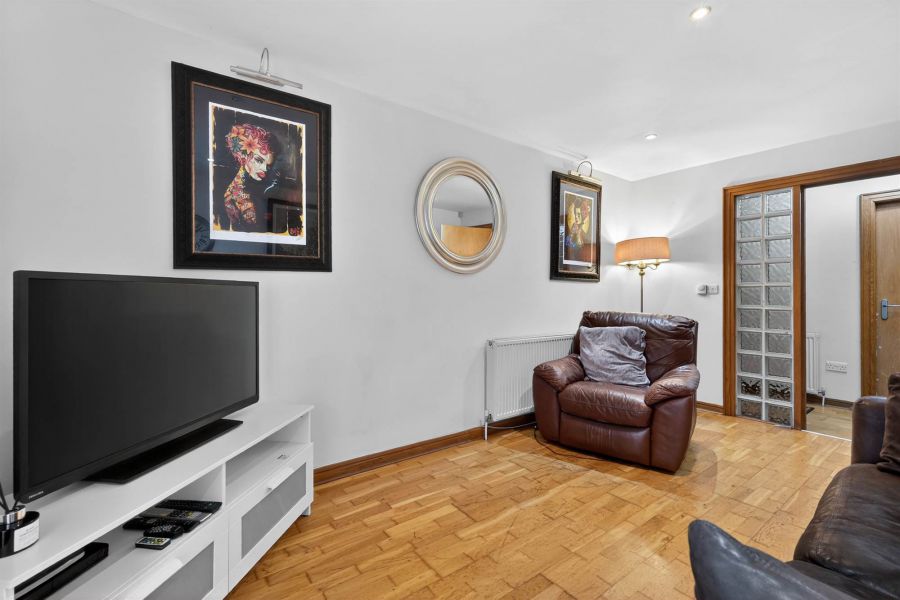 15B Malone Valley Park