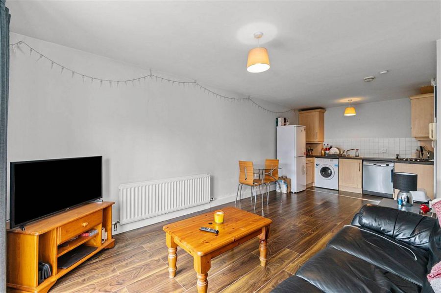 Apt 19 South Studios