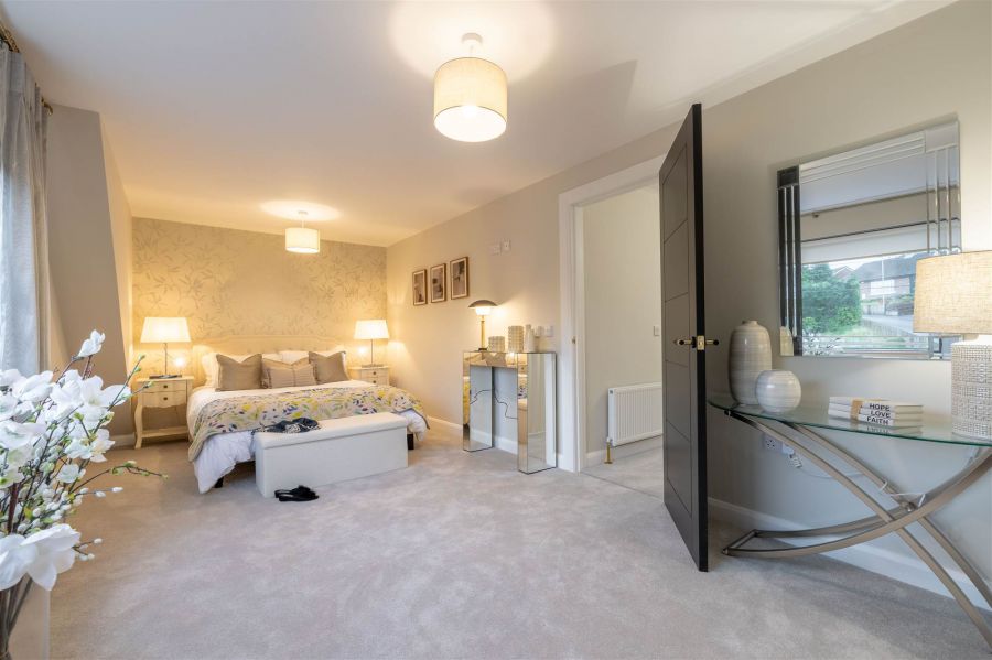 23 Queensfort Park South