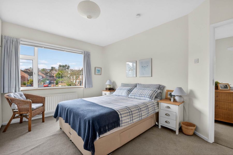 23 Hillside Crescent