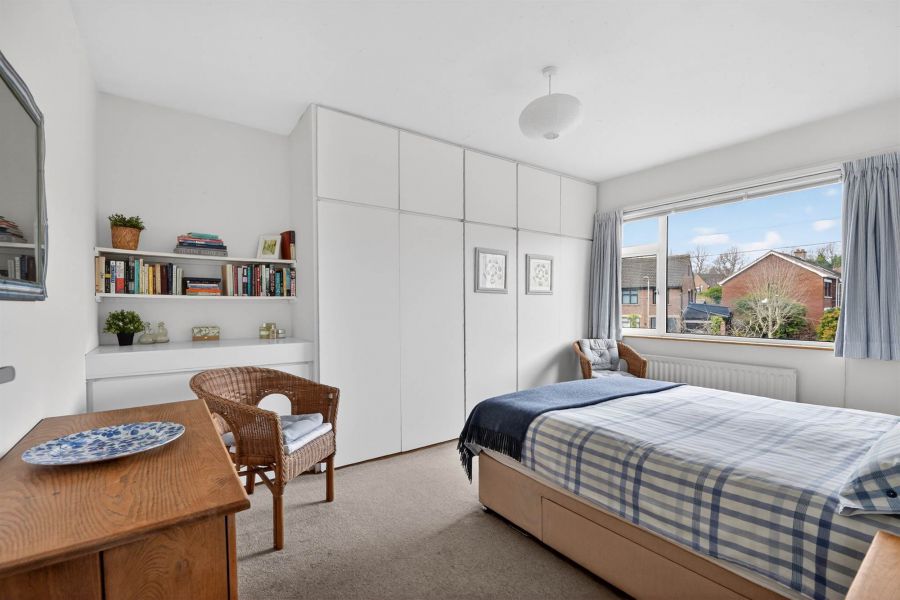 23 Hillside Crescent