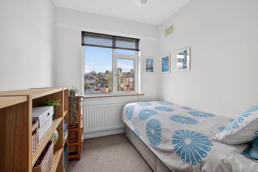 23 Hillside Crescent