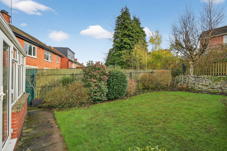 23 Hillside Crescent