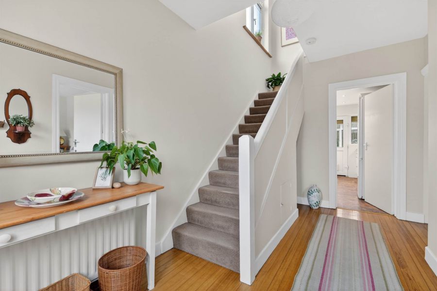 23 Hillside Crescent