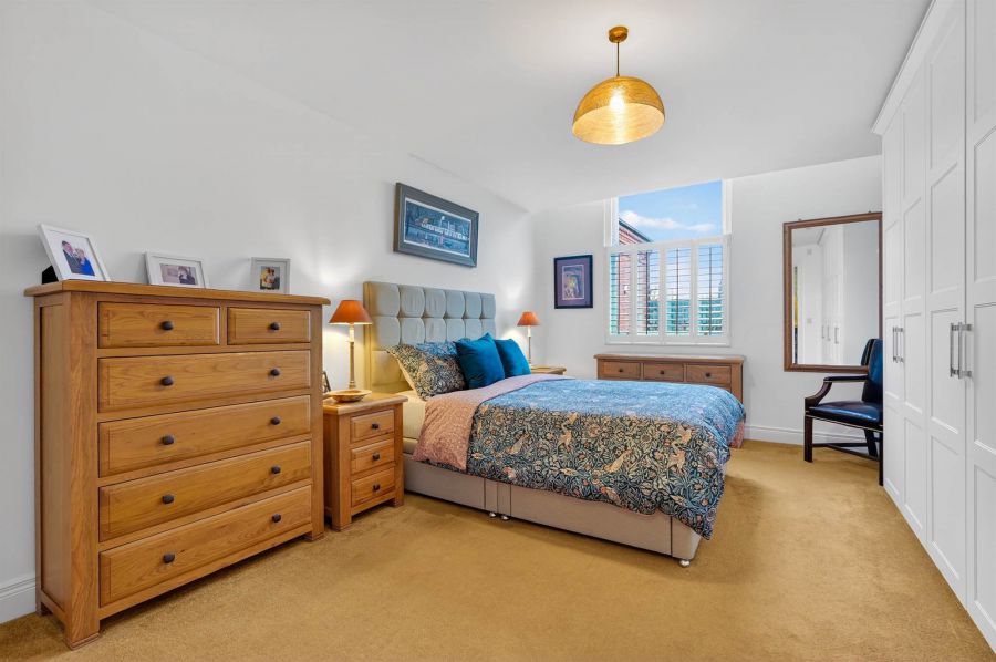 A7 18A Adelaide Park