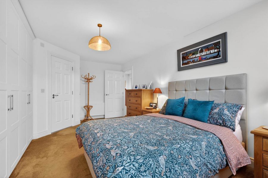 A7 18A Adelaide Park