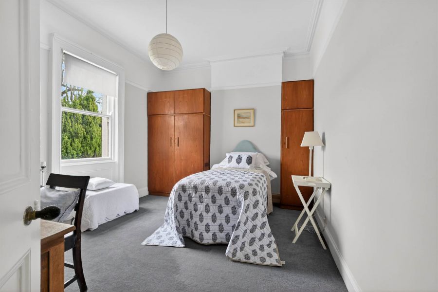 Thornlea, 14 Malone Park