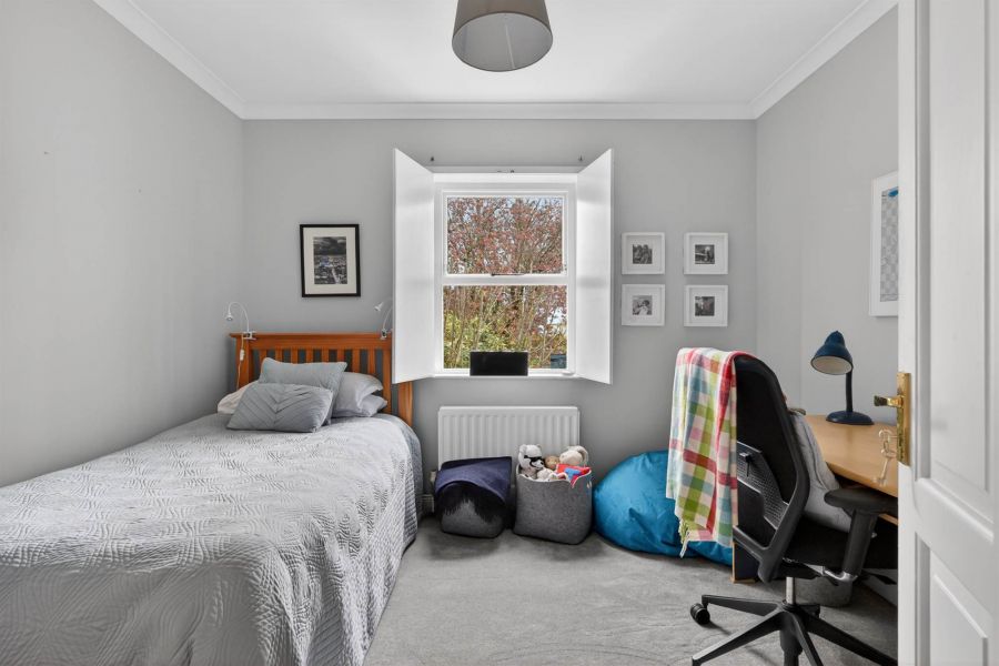 Thornlea, 14 Malone Park