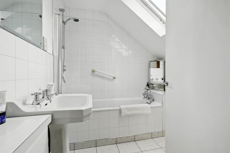 The Studio House, 46A Myrtlefield Park