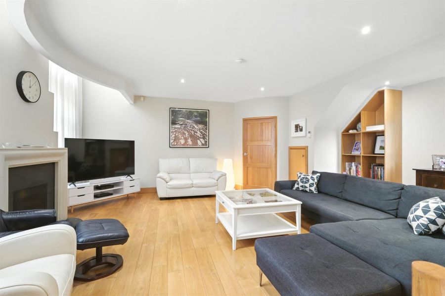 The Studio House, 46A Myrtlefield Park
