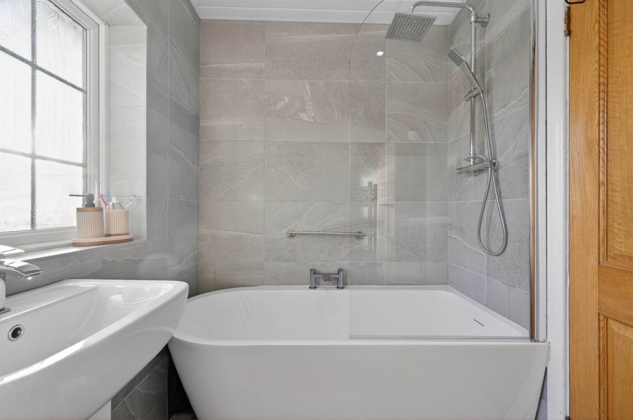 33 Ballylenaghan Heights