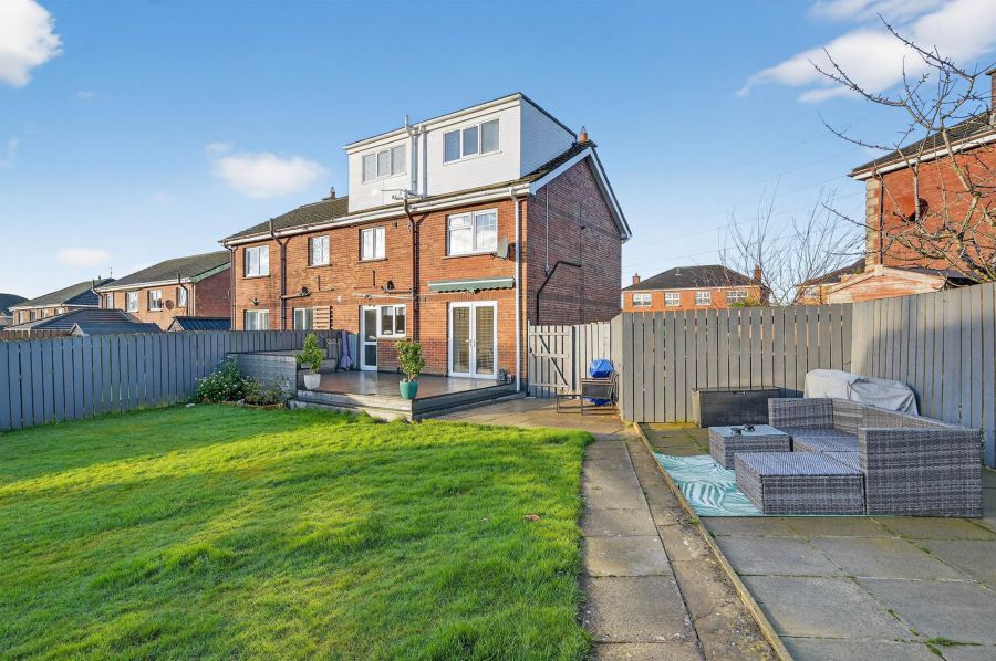 33 Ballylenaghan Heights