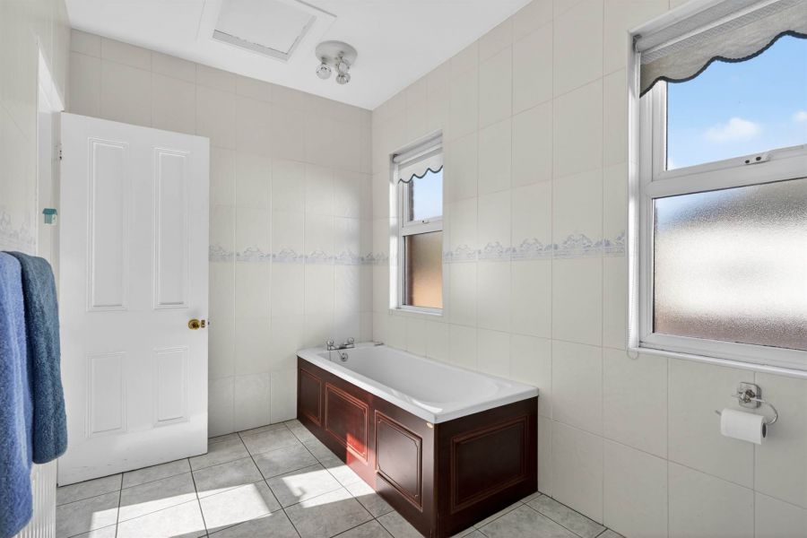 The Deanery, 5 Deramore Drive