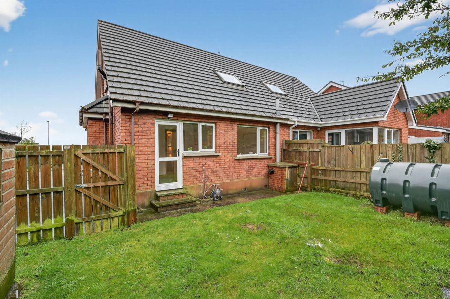 105 Ballylenaghan Heights