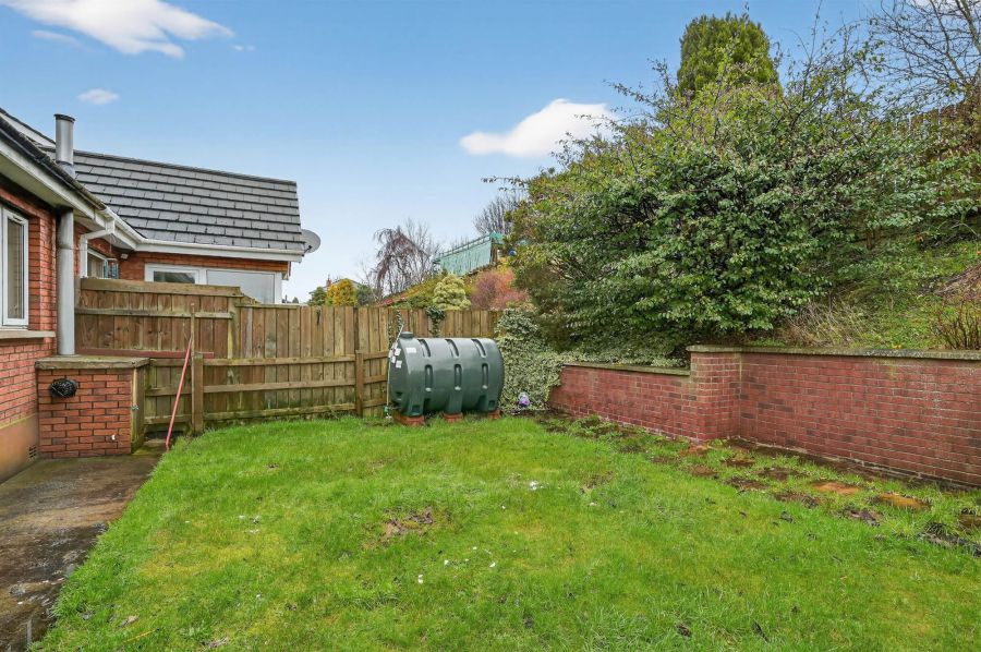 105 Ballylenaghan Heights