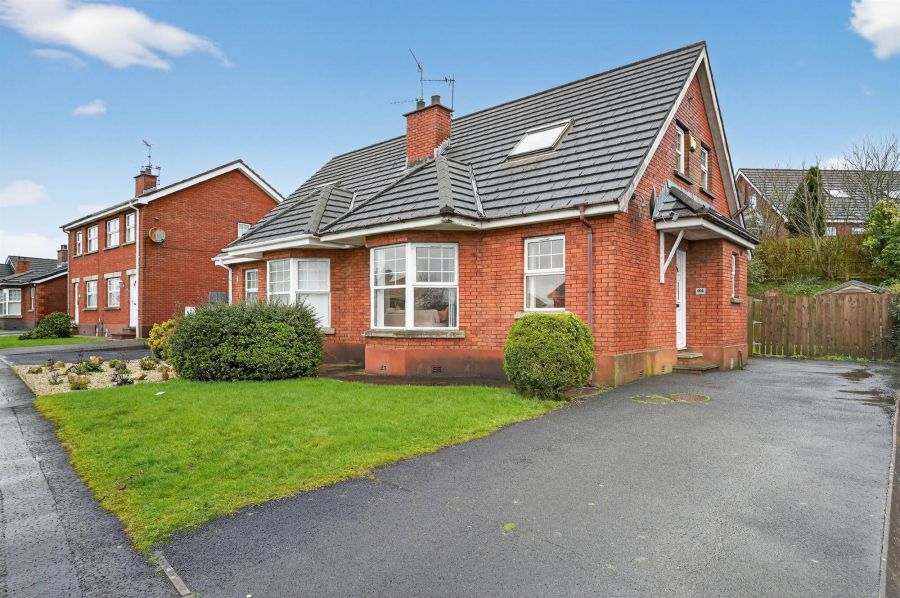 105 Ballylenaghan Heights