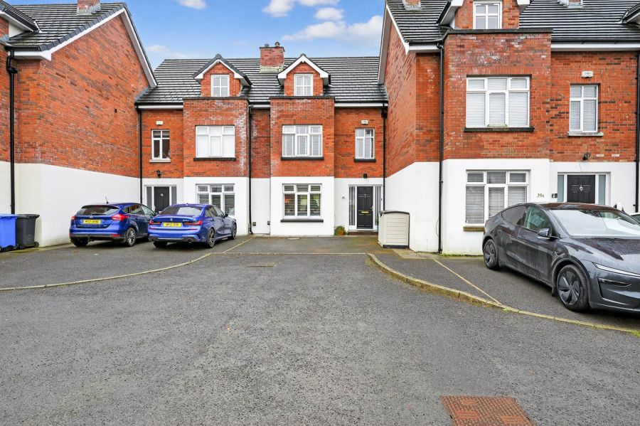 41 Dub Lane, Upper Malone, Belfast, BT9 5NB