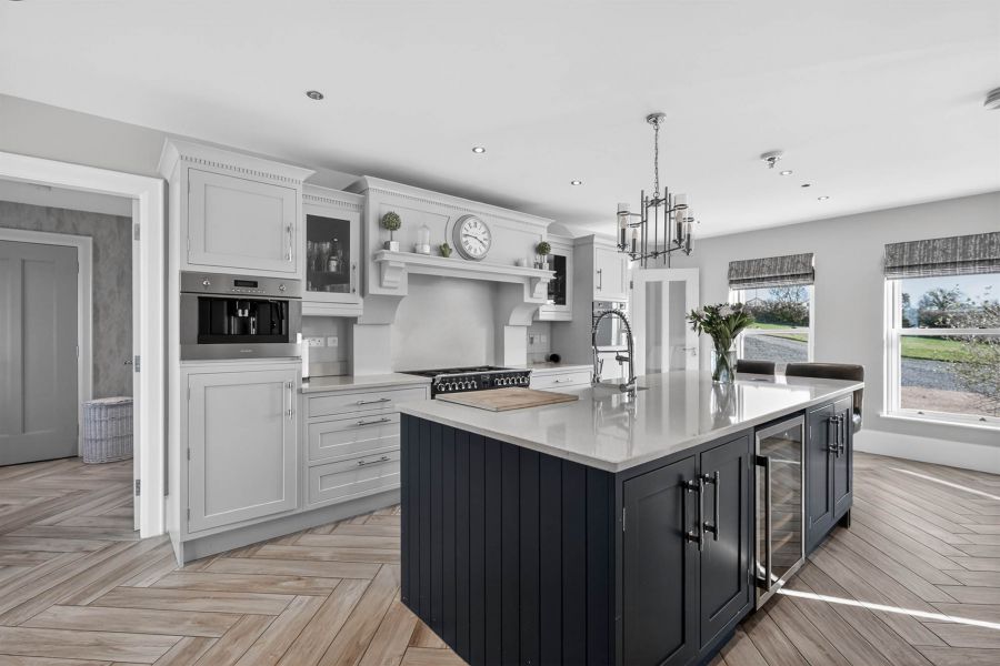 15A Tullynewbank Road