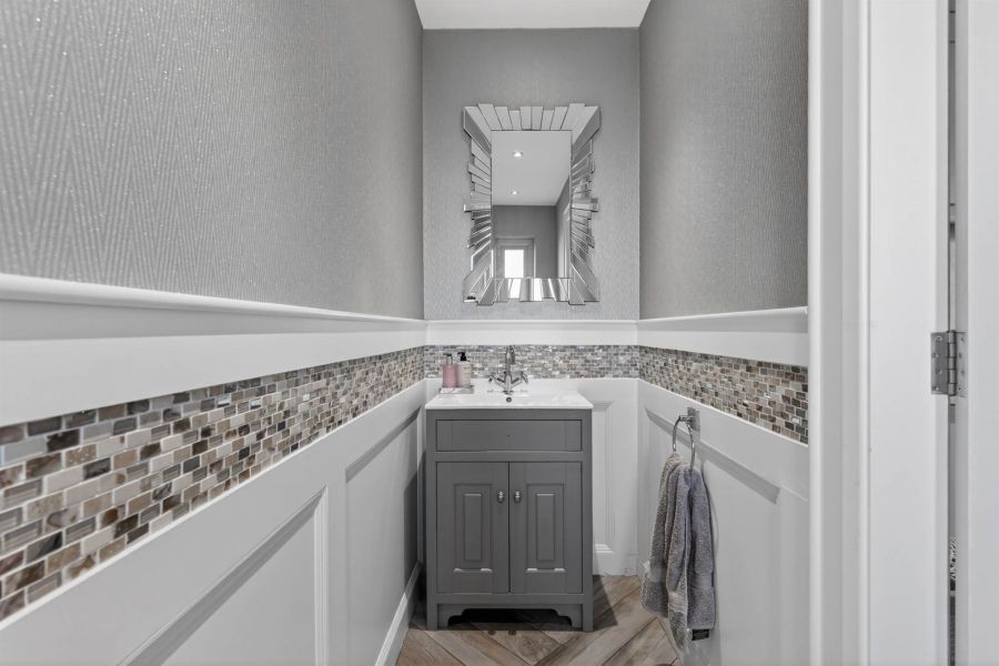 15A Tullynewbank Road