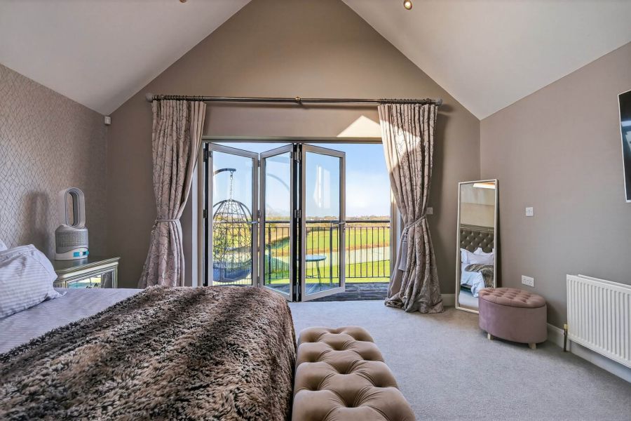 15A Tullynewbank Road