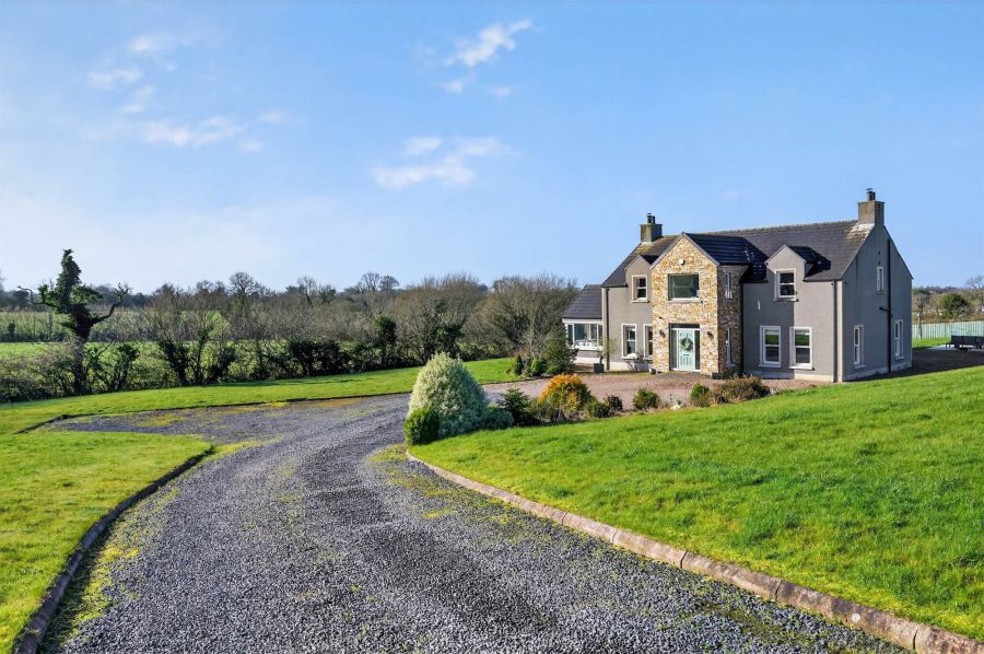 15A Tullynewbank Road