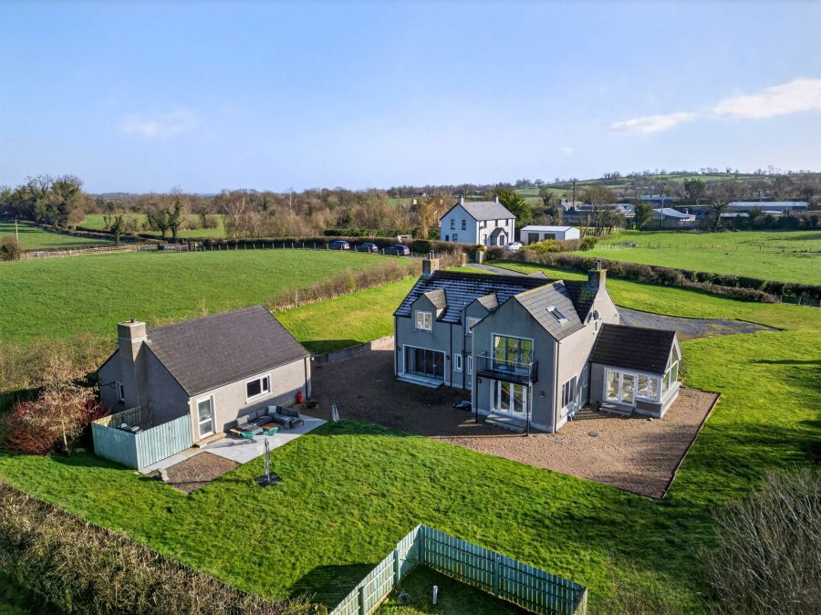 15A Tullynewbank Road